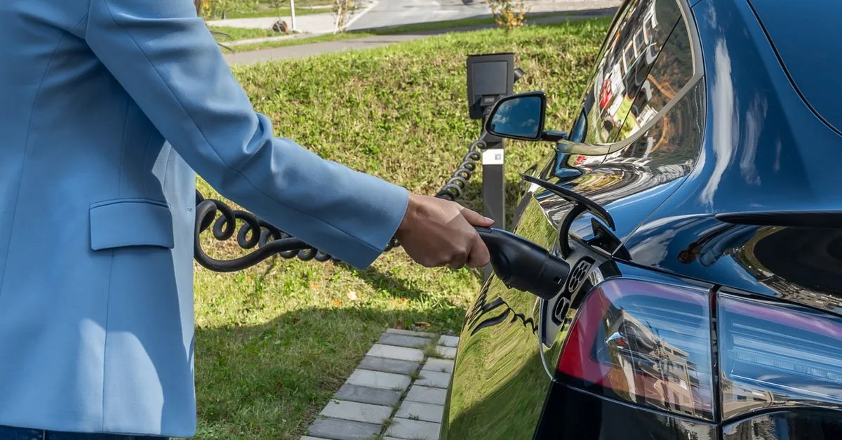 installation de bornes de recharge pour véhicules électriques : solutions rapides, fiables et adaptées à vos besoins pour recharger efficacement votre voiture électrique.