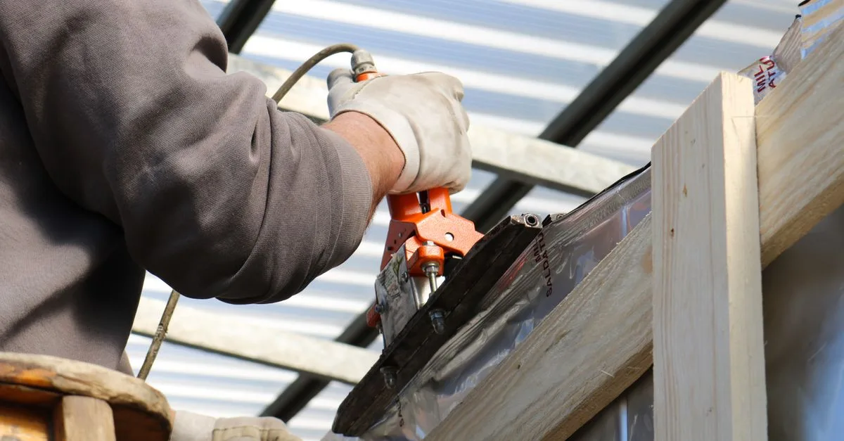 améliorez l'isolation de votre habitation pour un meilleur confort thermique et des économies d'énergie significatives.
